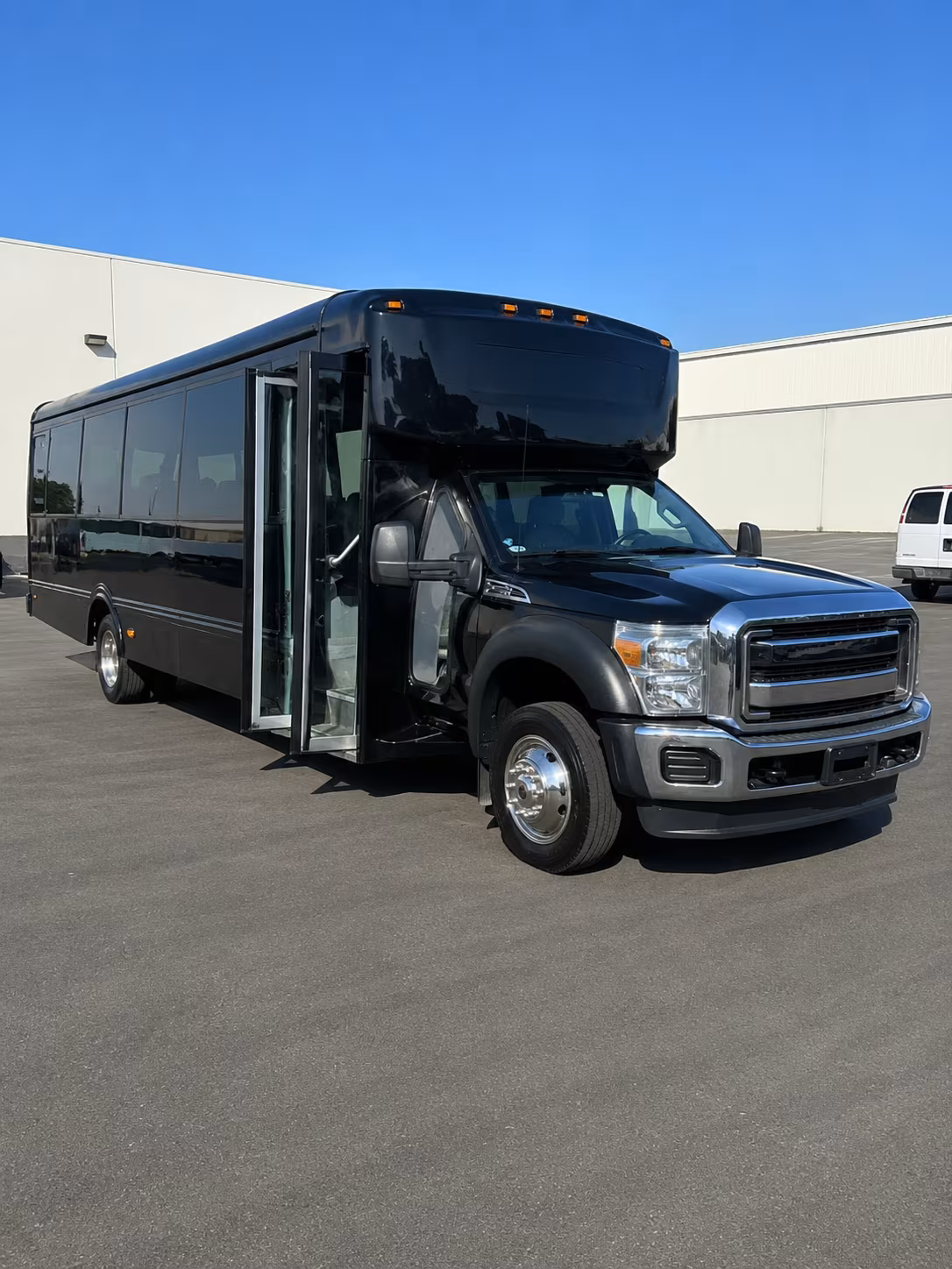 carmel valley wine trail party bus rental