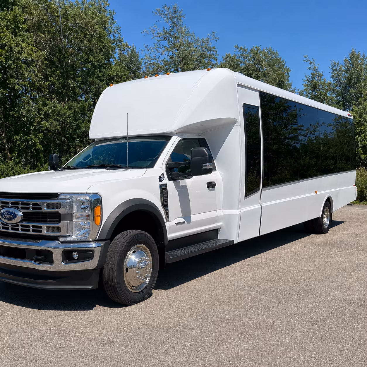 compare group transportation in salinas in one search