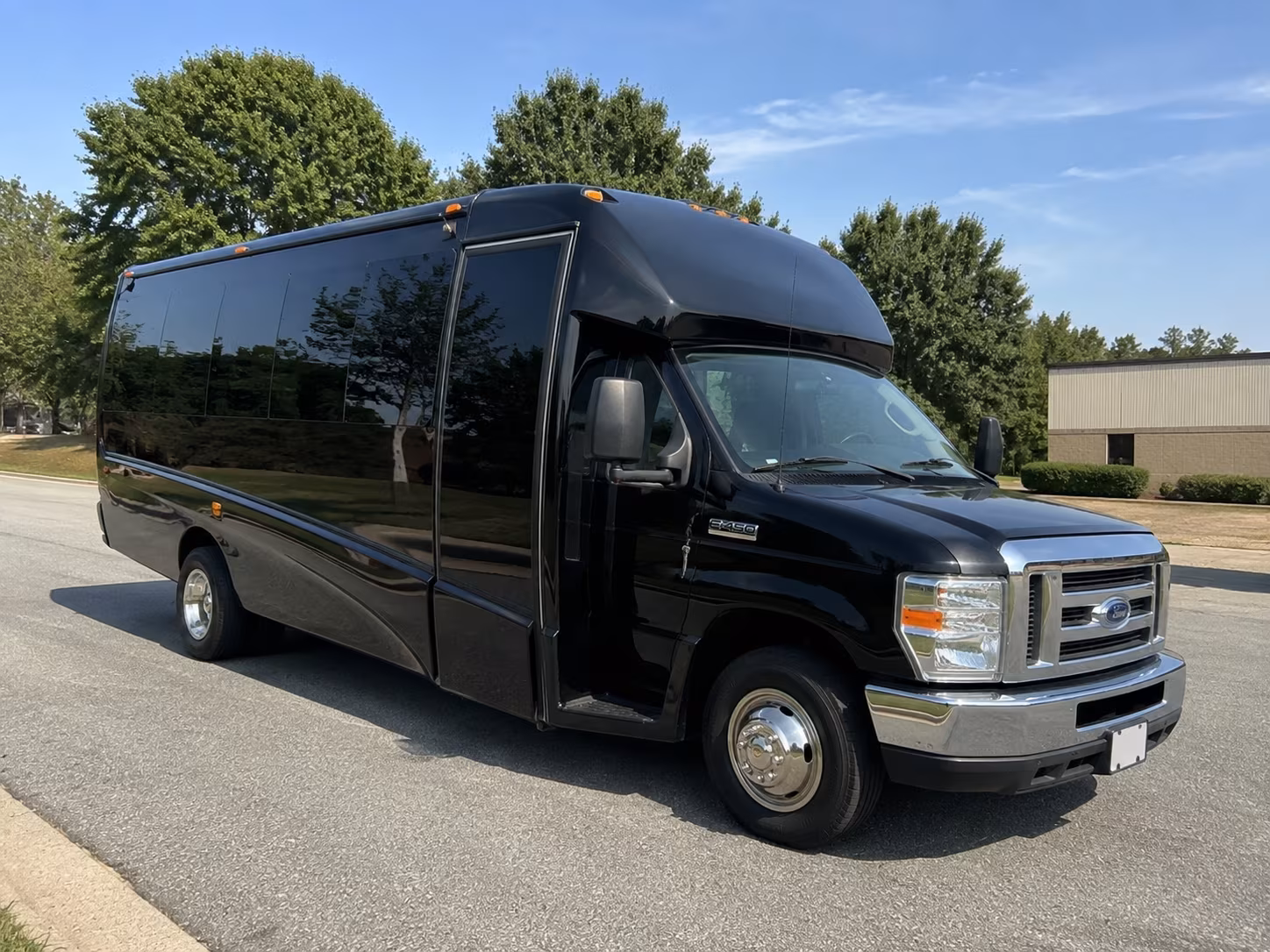 golden state warriors and san jose sharks group bus rentals for bay area arena games
