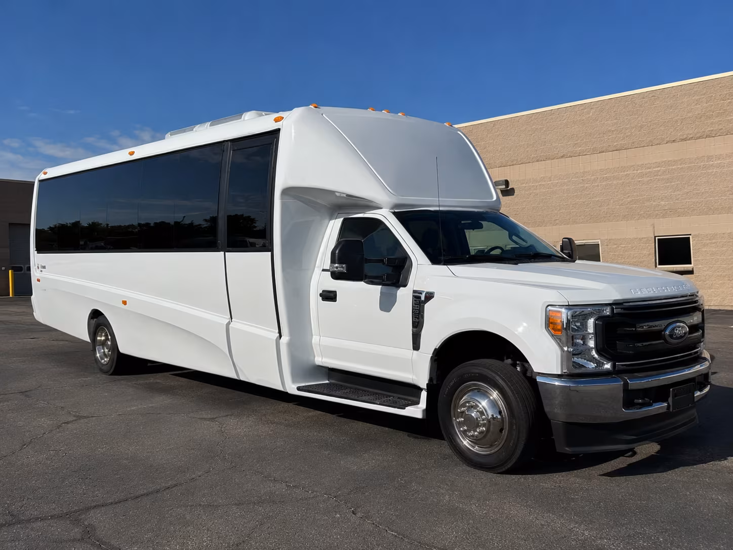 modesto corporate bus rentals for meetings and conferences