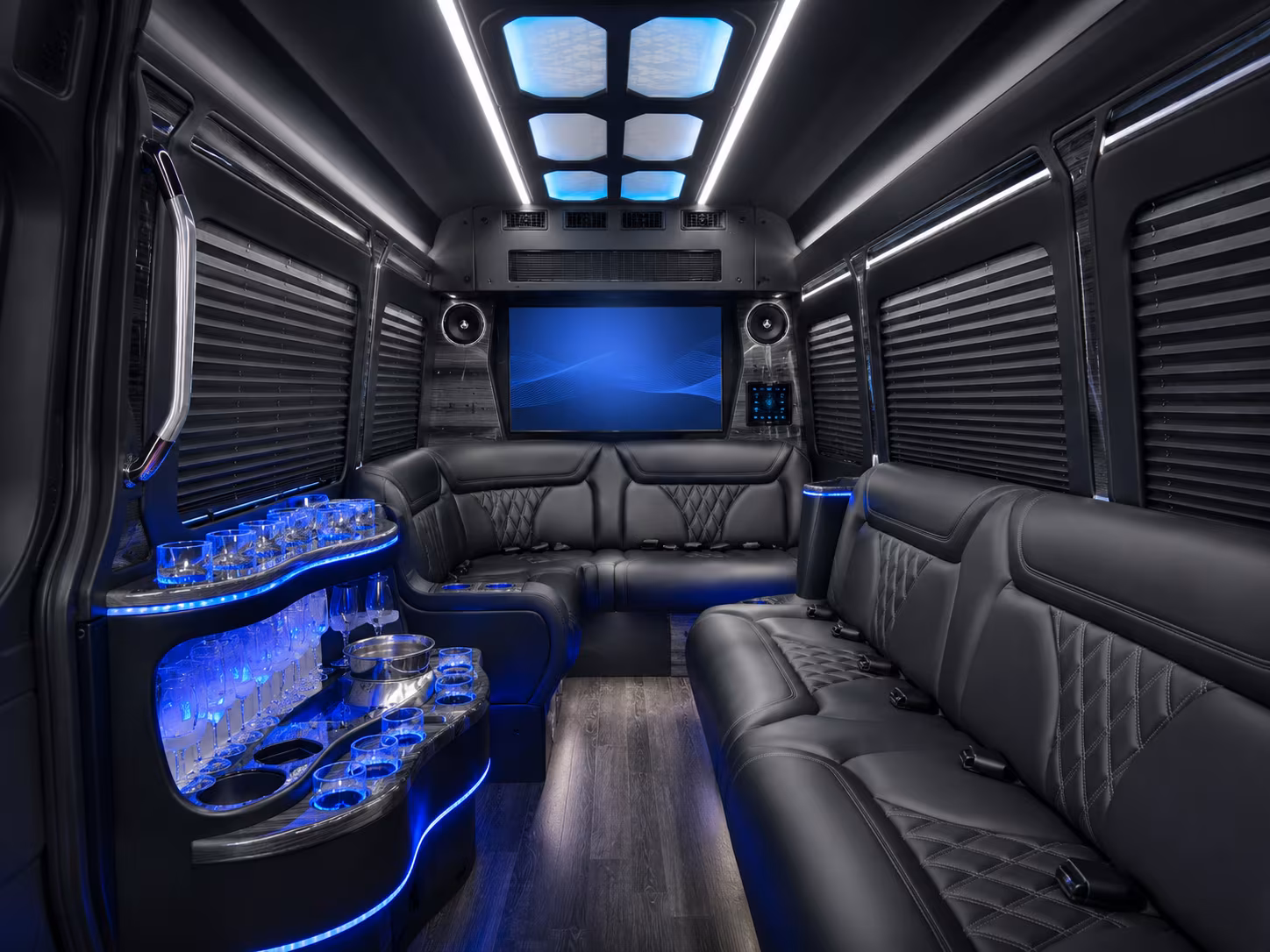 salinascharterbuscompany com makes agricultural industry and corporate group travel from salinas simple