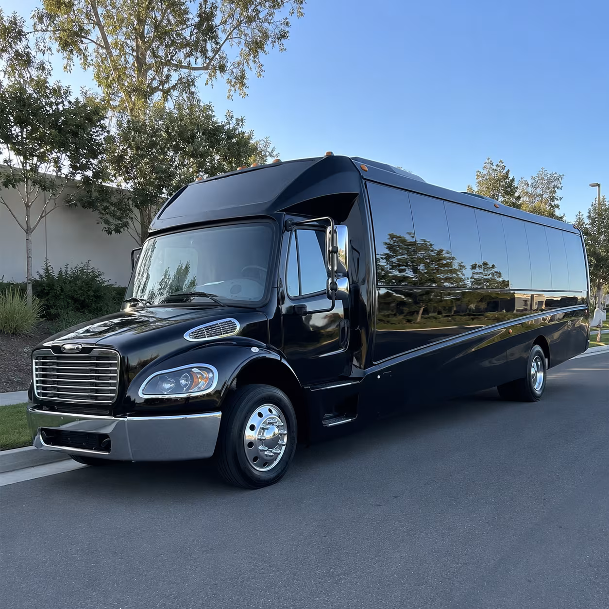 san jose keep your sports team or fan group on schedule with a san jose bus rental