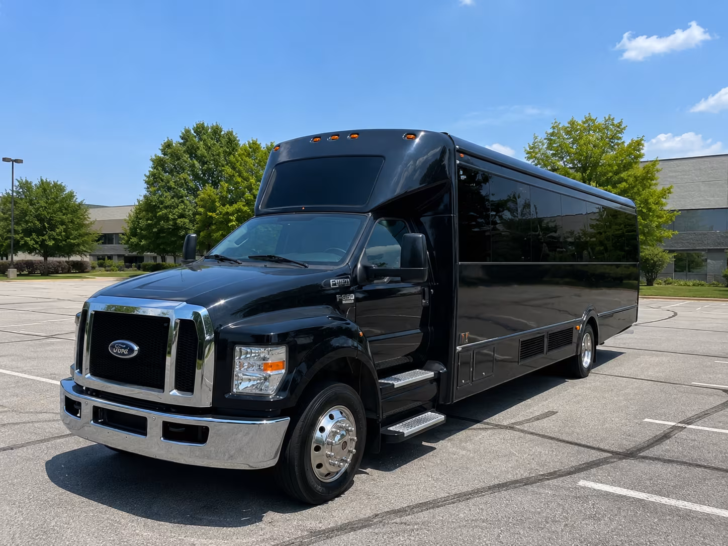 watsonville concert bus rentals for groups and fans