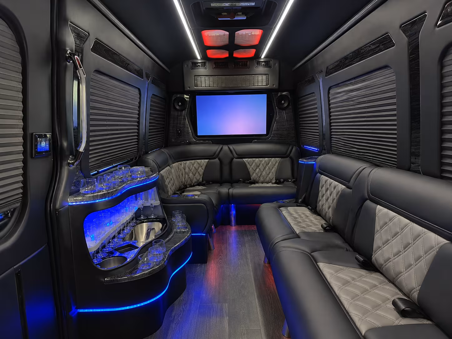 with salinascharterbuscompany com you ll find the right bus for a golden state theatre night out